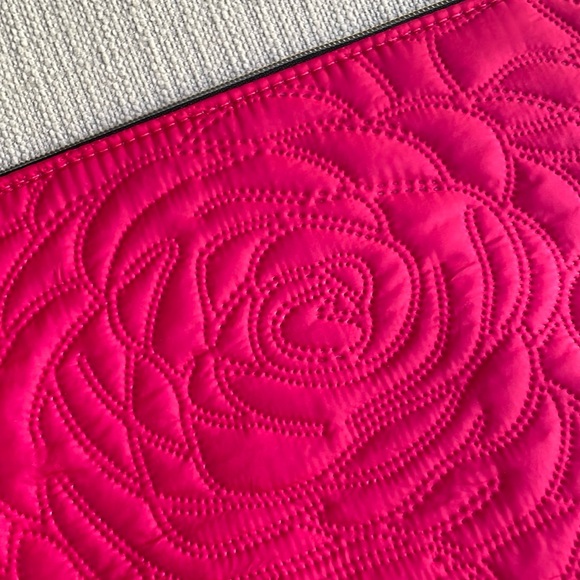 Lancome large hot pink makeup pouch with gold zipper - Picture 6 of 14